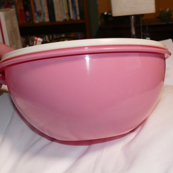 TUPPERWARE WONDERLIER BOWL SET 4-PIECES - Picture 14 of 14